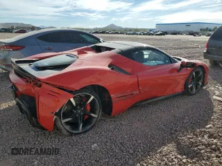 2024 Ferrari SF90 z VIN ZFF96NMA5R0306616, wystawiony jako Copart lot #82438994 z przebiegiem 190 mil mil oraz Szkody całkowita. Historia ofert i sprzedaży dostępna na DreamBid. Obrazek 3.