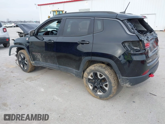 2018 Jeep Compass Trailhawk with VIN 3C4NJDDB6JT442016, listed as a IAAI auction lot 41068443 with 114,579 mi miles and . Bid and sale history available at carsss.com. Image 3.