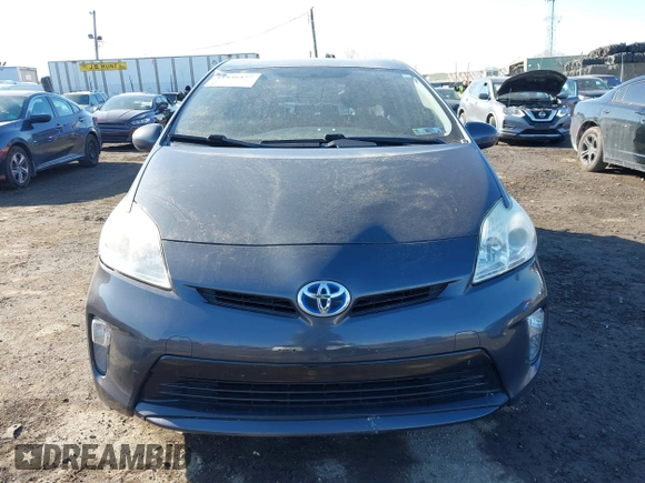 2014 Toyota Prius Four z VIN JTDKN3DU7E1796675, wystawiony jako IAAI lot #41446477 z przebiegiem Nie podano mil oraz . Historia ofert i sprzedaży dostępna na DreamBid. Obrazek 11.