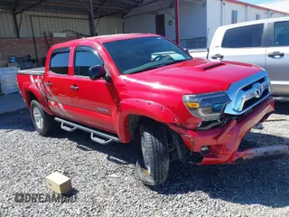 2014 Toyota Tacoma with VIN 5TFLU4EN4EX095917, listed as a IAAI auction lot 41820691 with 59,823 mi miles. Bid and sale history available at carsss.com. Image 1.