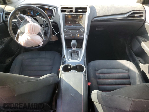 2016 Ford Fusion SE Hybrid with VIN 3FA6P0LUXGR131599, listed as a Copart auction lot 54498685 with 160,379 mi miles and Salvage title. Bid and sale history available at DreamBid. Image 8.