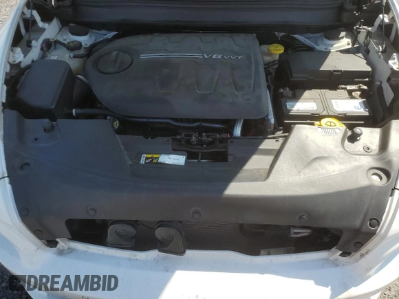 2017 Jeep Cherokee Overland with VIN 1C4PJLJS1HW640840, listed as a Copart auction lot 61449965 with 53,277 mi miles and Salvage title. Bid and sale history available at DreamBid. Image 12.