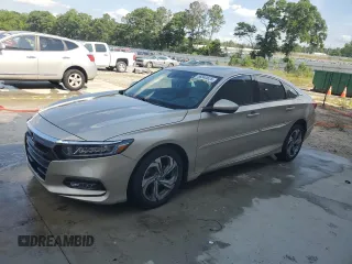 2020 Honda Accord EX z VIN 1HGCV1F40LA117026, wystawiony jako Copart lot #56840625 z przebiegiem 43 362 mil mil oraz Szkoda całkowita • Salvage title. Historia ofert i sprzedaży dostępna na DreamBid. Obrazek 1.