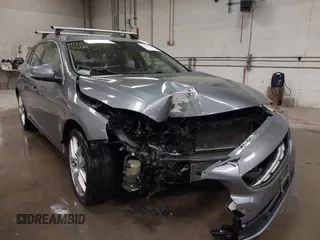 2016 Volvo V60 T5 Premier with VIN YV1612SK8G1311644, listed as a IAAI auction lot 41203569 with 96,242 mi miles. Bid and sale history available at carsss.com. Image 6.