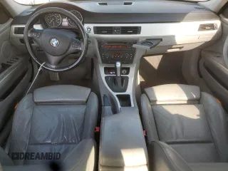2006 BMW 3 Series 330i with VIN WBAVB33516KS36286, listed as a Copart auction lot 62556015 with 221,032 mi miles and Salvage title. Bid and sale history available at DreamBid. Image 8.