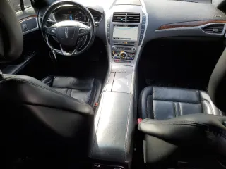 2018 Lincoln MKZ Hybrid Select with VIN 3LN6L5LU3JR626278, listed as a Copart auction lot 47311715 with 111,818 mi miles and Salvage title. Bid and sale history available at DreamBid. Image 8.