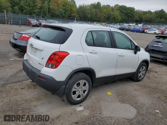2015 Chevrolet Trax LS with VIN KL7CJKSB9FB247841, listed as a Copart auction lot 71602034 with 124,350 mi miles and Salvage Title. Bid and sale history available at carsss.com. Image 3.