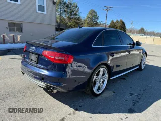 2014 Audi S4 Premium Plus z VIN WAUBGAFL1EA00570, wystawiony jako Copart lot #50995605 z przebiegiem 158 010 mil mil oraz Czysty tytuł • Clean title. Historia ofert i sprzedaży dostępna na DreamBid. Obrazek 4.