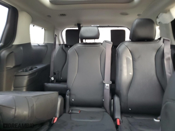 2025 Kia Carnival SX with VIN KNDNE5K34S6464842, listed as a Copart auction lot 49826435 with 11,365 mi miles and Salvage Title. Bid and sale history available at carsss.com. Image 10.
