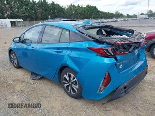2017 Toyota Prius Plus z VIN JTDKARFP4H3067953, wystawiony jako IAAI lot #42211132 z przebiegiem 90 760 mil mil oraz . Historia ofert i sprzedaży dostępna na DreamBid. Obrazek 3.