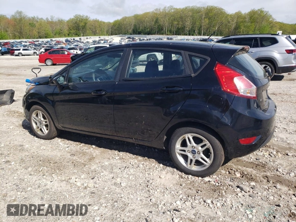 2019 Ford Fiesta SE z VIN 3FADP4EJ2KM113198, wystawiony jako Copart lot #55722435 z przebiegiem 126 943 mil mil oraz Szkoda całkowita • Salvage title. Historia ofert i sprzedaży dostępna na DreamBid. Obrazek 2.