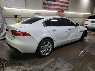 2019 Jaguar XE 25t Premium with VIN SAJAJ4FX0KCP51647, listed as a Copart auction lot 43606485 with 58,354 mi miles and Salvage Title. Bid and sale history available at carsss.com. Image 3.