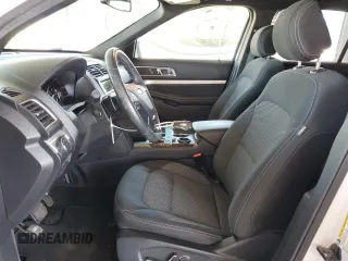 2017 Ford Explorer XLT с VIN 1FM5K7DH0HGD18076, выставлен на аукционе Copart как лот 62330935 с пробегом 72 307 миль миль и Списание • Salvage title. История ставок и продаж доступна на DreamBid. Изображение 7.
