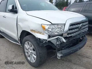2017 Toyota Sequoia Platinum with VIN 5TDDY5G11HS150228, listed as a IAAI auction lot 41756057 with 57,727 mi miles. Bid and sale history available at carsss.com. Image 19.