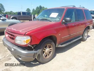 2000 Ford Explorer XLT with VIN 1FMZU63P7YZA68094, listed as a IAAI auction lot 42188950 with 210,747 mi miles and . Bid and sale history available at DreamBid. Image 2.