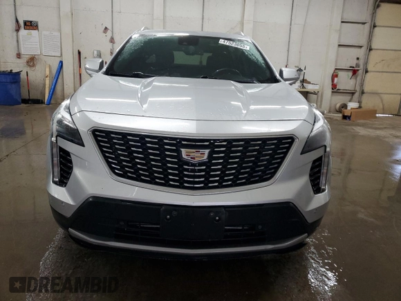 2021 Cadillac XT4 AWD Premium Luxury with VIN 1GYFZDR4XMF067733, listed as a Copart auction lot 47523055 with 109,727 mi miles and Salvage Title. Bid and sale history available at carsss.com. Image 5.