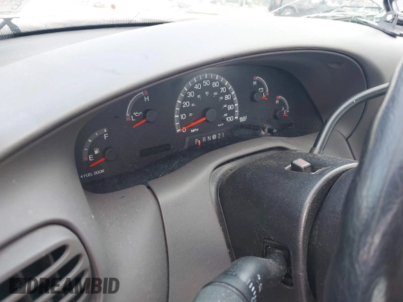 2003 Ford F-150 XL с VIN 2FTRF172X3CA60139, выставлен на аукционе IAAI как лот 41608378 с пробегом 81 965 миль миль и . История ставок и продаж доступна на DreamBid. Изображение 7.