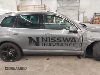 2017 Volkswagen Touareg Wolfsburg Edition с VIN WVGRF7BP3HD003094, выставлен на аукционе IAAI как лот 41199373 с пробегом 110 880 миль миль и . История ставок и продаж доступна на DreamBid. Изображение 14.