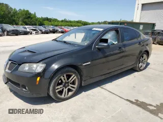2008 Pontiac G8 z VIN 6G2ER57798L149066, wystawiony jako Copart lot #53674105 z przebiegiem 99 491 mil mil oraz Szkoda całkowita • Salvage title. Historia ofert i sprzedaży dostępna na DreamBid. Obrazek 1.