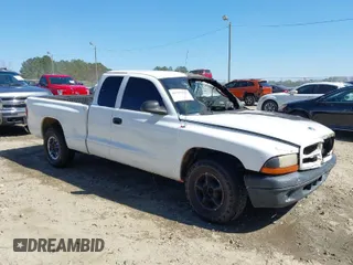 2000 Dodge Dakota Sport with VIN 1B7GL22N8YS563128, listed as a IAAI auction lot 41707337 with 1 mi miles. Bid and sale history available at carsss.com. Image 1.