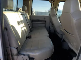 2008 Ford Super Duty F-450 DRW XL with VIN 1FTXW43R18EA65811, listed as a Copart auction lot 76207724 with 181,606 mi miles and Clean Title. Bid and sale history available at carsss.com. Image 10.