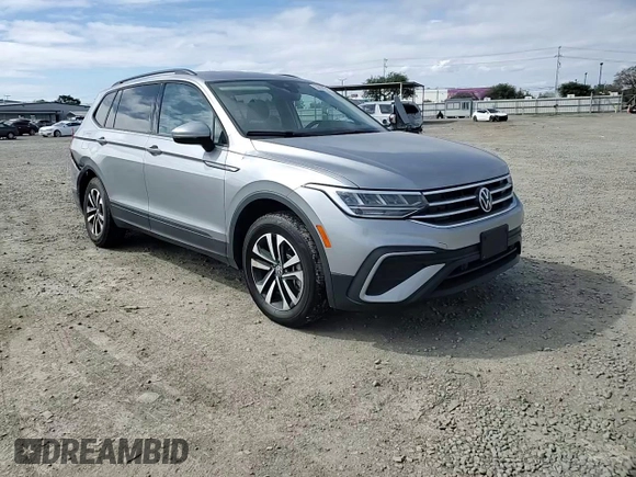 2024 Volkswagen Tiguan S with VIN 3VVFB7AX7RM114677, listed as a Copart auction lot 53037345 with 11,028 mi miles and Salvage title. Bid and sale history available at DreamBid. Image 12.