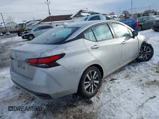 2021 Nissan Versa SV with VIN 3N1CN8EV5ML850350, listed as a IAAI auction lot 41338407 with 88,681 mi miles and . Bid and sale history available at carsss.com. Image 4.