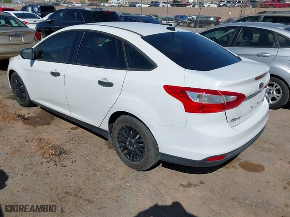 2013 Ford Focus S with VIN 1FADP3E27DL200618, listed as a IAAI auction lot 42028086 with 131,438 mi miles. Bid and sale history available at carsss.com. Image 3.