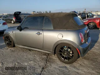 2008 MINI Convertible S z VIN WMWRH33558TJ45177, wystawiony jako Copart lot #79543814 z przebiegiem 102 421 mil mil oraz Szkoda całkowita • Salvage title. Historia ofert i sprzedaży dostępna na DreamBid. Obrazek 2.