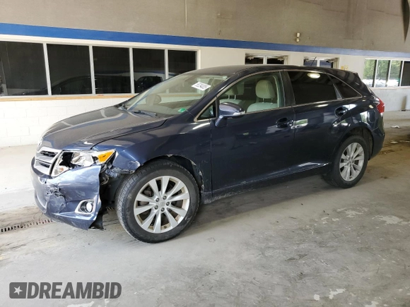 2015 Toyota Venza LE with VIN 4T3ZA3BB0FU093031, listed as a Copart auction lot 55294005 with 104,409 mi miles and Salvage title. Bid and sale history available at DreamBid. Image 1.