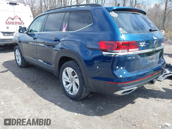 2023 Volkswagen Atlas SE with VIN 1V2HR2CA2PC505456, listed as a IAAI auction lot 42032269 with 7,918 mi miles and . Bid and sale history available at DreamBid. Image 3.