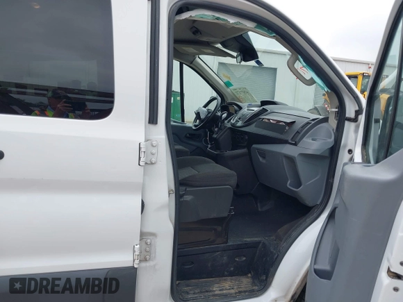 2016 Ford Transit XL с VIN 1FBZX2ZM2GKB22656, выставлен на аукционе IAAI как лот 42077172 с пробегом 211 104 миль миль и . История ставок и продаж доступна на DreamBid. Изображение 5.