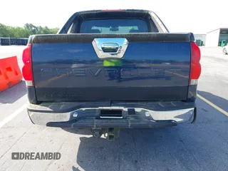 2004 Chevrolet Avalanche Z71 with VIN 3GNEK12T74G265777, listed as a IAAI auction lot 42173825 with 239,216 mi miles. Bid and sale history available at carsss.com. Image 13.