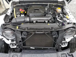 2025 Jeep Wrangler Sahara z VIN 1C4PJXEN2SW560255, wystawiony jako Copart lot #58759415 z przebiegiem 1 612 mil mil oraz Czysty tytuł • Clean title. Historia ofert i sprzedaży dostępna na DreamBid. Obrazek 11.