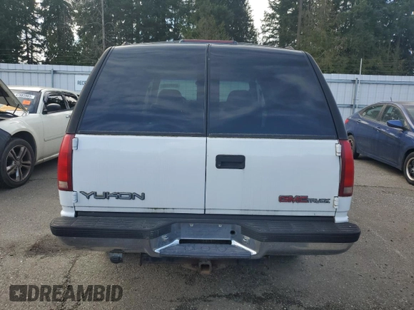 1997 GMC Yukon with VIN 1GKEK13R5VJ762200, listed as a Copart auction lot 47579745 with 165,573 mi miles and Clean Title. Bid and sale history available at carsss.com. Image 6.