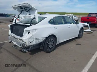 2016 Lexus ES with VIN JTHBK1GG0G2236091, listed as a IAAI auction lot 42018293 with 37,759 mi miles. Bid and sale history available at carsss.com. Image 4.