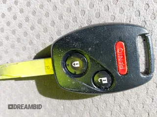 2008 Honda CR-V LX с VIN JHLRE38398C042513, выставлен на аукционе IAAI как лот 42032330 с пробегом 139 811 миль миль и . История ставок и продаж доступна на DreamBid. Изображение 11.