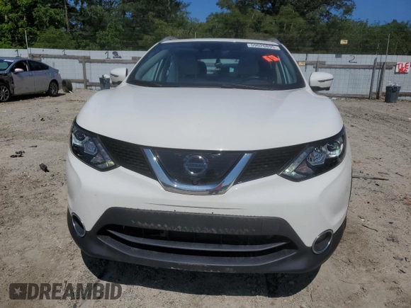 2017 Nissan Rogue SV with VIN JN1BJ1CR5HW109992, listed as a Copart auction lot 59020895 with 83,107 mi miles and Salvage title. Bid and sale history available at DreamBid. Image 5.