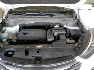 2018 Hyundai Santa Fe 2.4L z VIN 5XYZTDLB2JG550539, wystawiony jako Copart lot #58232955 z przebiegiem 125 810 mil mil oraz Czysty tytuł • Clean title. Historia ofert i sprzedaży dostępna na DreamBid. Obrazek 11.