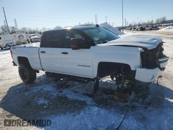 2017 Chevrolet Silverado 1500 LTZ with VIN 3GCUKSECXHG511829, listed as a Copart auction lot 44312525 with 90,183 mi miles and Salvage Title. Bid and sale history available at DreamBid. Image 4.