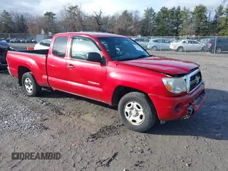 2011 Toyota Tacoma with VIN 5TFTX4CN4BX007289, listed as a IAAI auction lot 41152354 with 123,968 mi miles and . Bid and sale history available at DreamBid. Image 1.