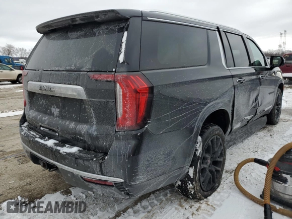 2023 GMC Yukon XL SLT with VIN 1GKS2GKD5PR349628, listed as a Copart auction lot 41469675 with 39,598 mi miles and Salvage Title. Bid and sale history available at DreamBid. Image 3.