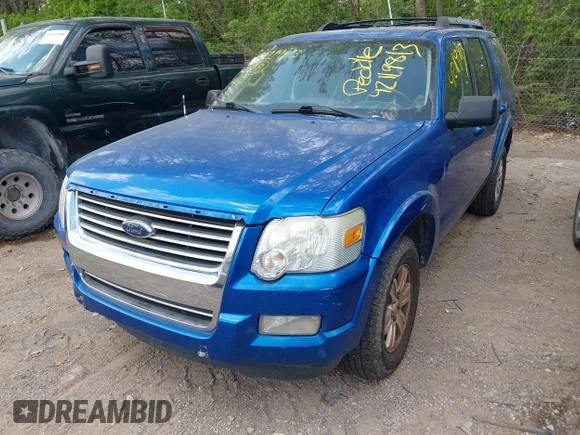 2010 Ford Explorer XLT with VIN 1FMEU7DE0AUA12146, listed as a IAAI auction lot 42119813 with 241,101 mi miles. Bid and sale history available at carsss.com. Image 2.