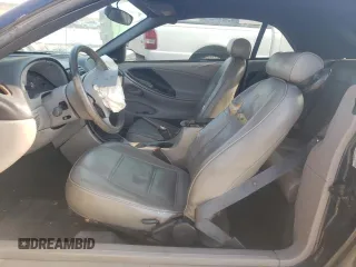 2002 Ford Mustang Deluxe с VIN 1FAFP44432F111089, выставлен на аукционе Copart как лот 44249385 с пробегом Не указан миль и Списание • Salvage title. История ставок и продаж доступна на DreamBid. Изображение 7.
