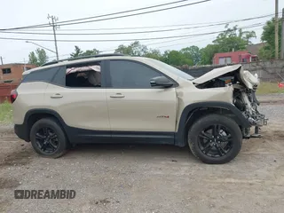 2022 GMC Terrain AT4 with VIN 3GKALYEV1NL198536, listed as a IAAI auction lot 42496284 with 290 mi miles and . Bid and sale history available at DreamBid. Image 13.
