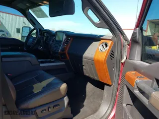 2015 Ford Super Duty F-250 SRW Lariat with VIN 1FT7W2BTXFED39893, listed as a IAAI auction lot 41620936 with 153,814 mi miles. Bid and sale history available at carsss.com. Image 5.