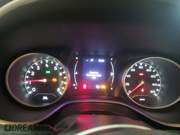 2020 Jeep Compass Latitude z VIN 3C4NJCBB6LT252619, wystawiony jako Copart lot #54860815 z przebiegiem Nie podano mil oraz Szkoda całkowita • Salvage title. Historia ofert i sprzedaży dostępna na DreamBid. Obrazek 9.