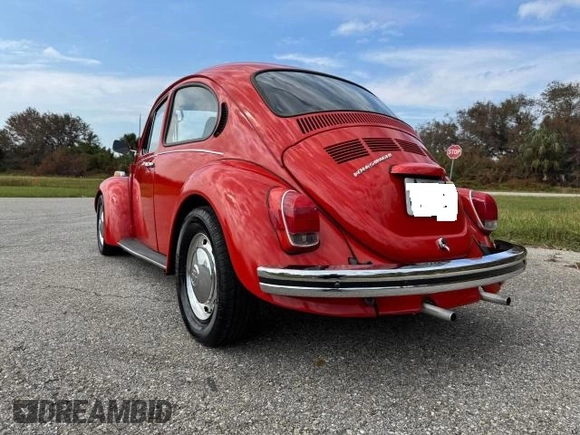 1972 Volkswagen Beetle with VIN 1122258929, listed as a Copart auction lot 42211185 with 50,758 mi miles and Clean Title. Bid and sale history available at DreamBid. Image 3.