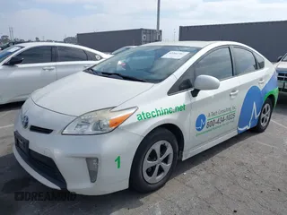 2015 Toyota Prius Four z VIN JTDKN3DU1F0445414, wystawiony jako IAAI lot #42342369 z przebiegiem 233 998 mil mil oraz . Historia ofert i sprzedaży dostępna na DreamBid. Obrazek 6.