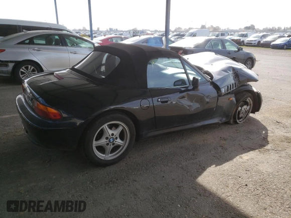 1996 BMW 3 Series Z3 1.9 z VIN 4USCH7328TLB69422, wystawiony jako Copart lot #48329065 z przebiegiem 113 187 mil mil oraz Szkoda całkowita • Salvage title. Historia ofert i sprzedaży dostępna na DreamBid. Obrazek 3.